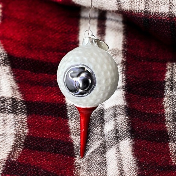 Department 56 White Golf Ball & Red Tee Ornament Glass Charm Or Pendant Hangs - Picture 6 of 6
